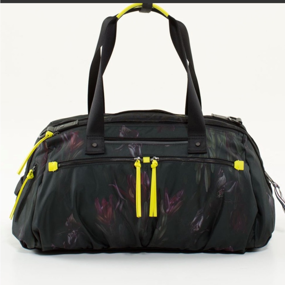 lululemon Work It Out Duffle in Midnight Iris Multi
